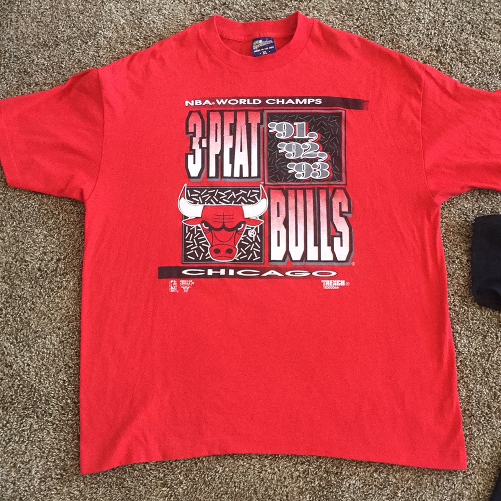 Chicago Bulls World Champion Shirts!!